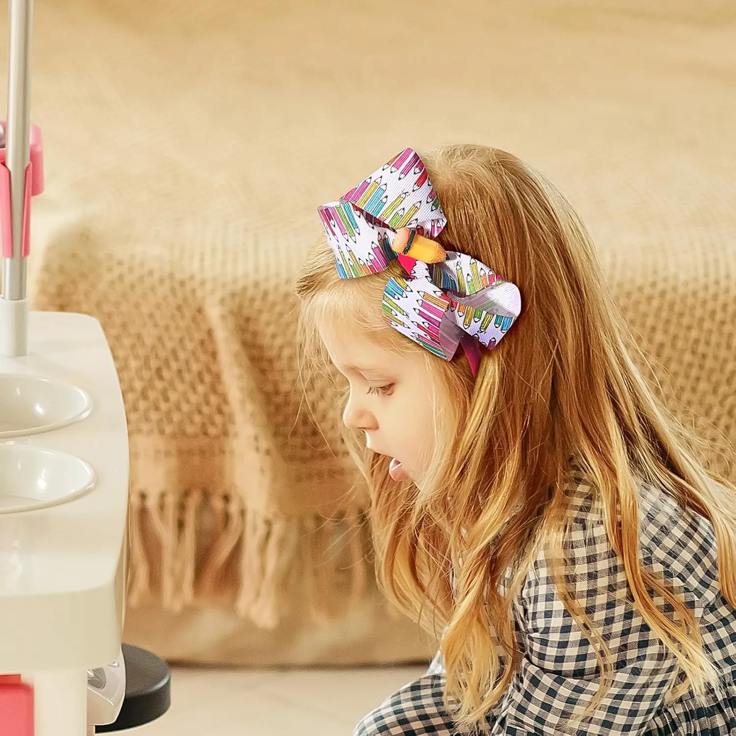 Pencil Headband Back to School Hair Bows Clips Yellow Headband Blackboard Headbands For Girls Hair Bow Clips Head Boppers No Slip Headdress School Hair Bands Gifts 1PCS