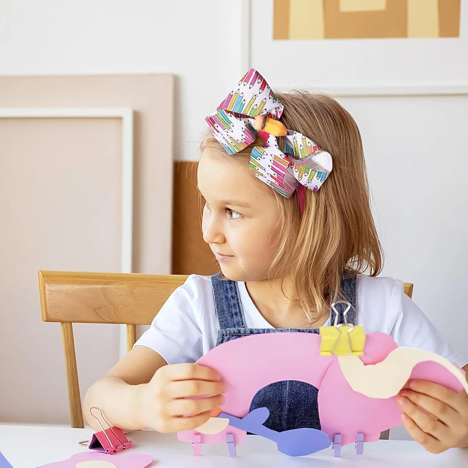 Pencil Headband Back to School Hair Bows Clips Yellow Headband Blackboard Headbands For Girls Hair Bow Clips Head Boppers No Slip Headdress School Hair Bands Gifts 1PCS