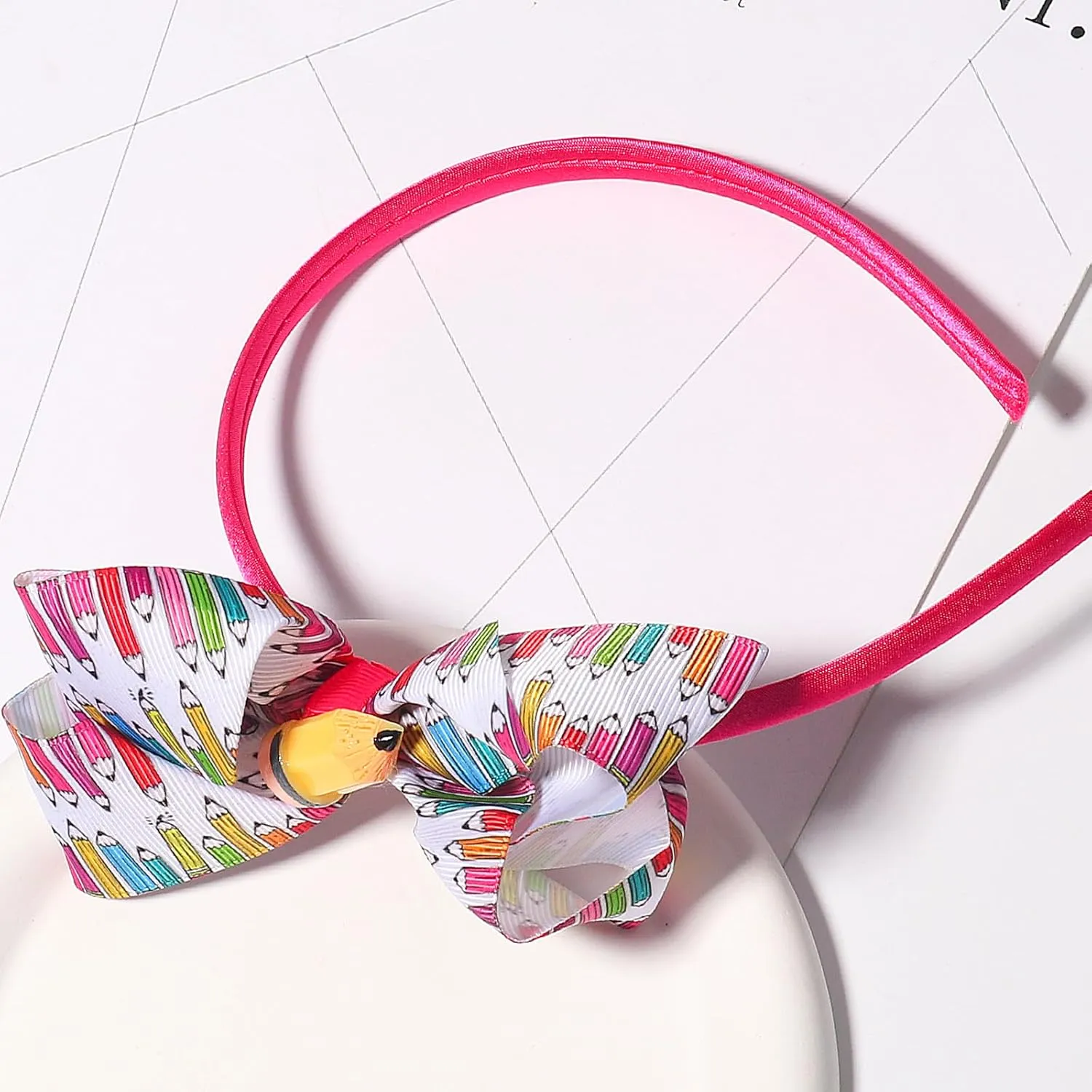 Pencil Headband Back to School Hair Bows Clips Yellow Headband Blackboard Headbands For Girls Hair Bow Clips Head Boppers No Slip Headdress School Hair Bands Gifts 1PCS